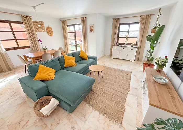 Tarabilla With Private Pool & Ocean Views Corralejo