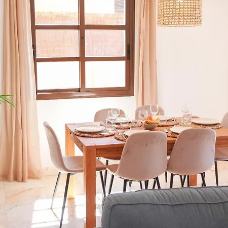 Tarabilla With Private Pool & Ocean Views Corralejo