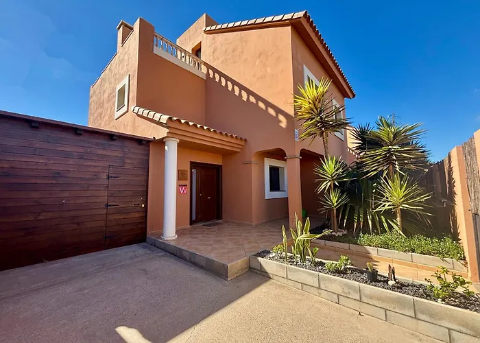 Tarabilla With Private Pool & Ocean Views *